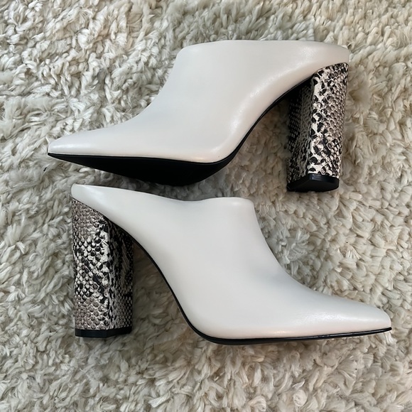 White Pointed Toe Clog with Snakeskin Print Block Heel - Picture 5 of 13
